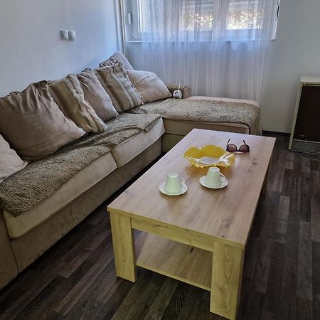 דירות Paraćin T&A מראה חיצוני תמונה